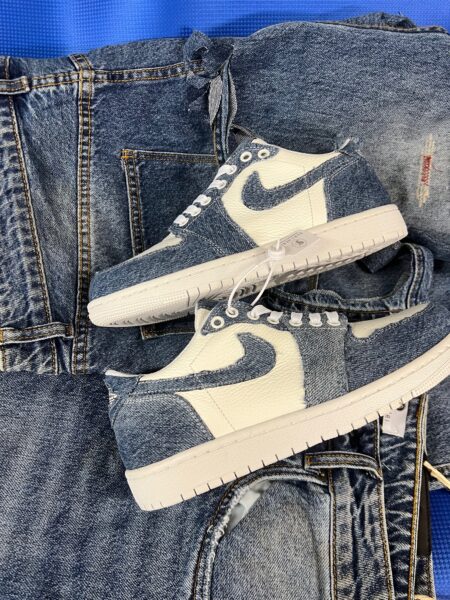 Air Jordan 1 Low DENIM JEANS