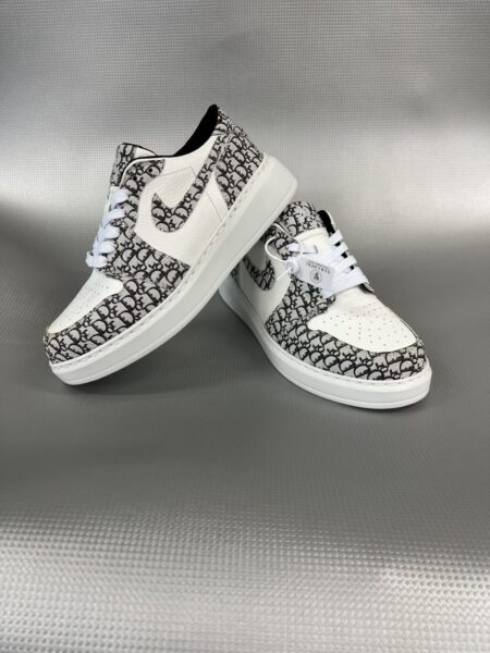 AIR JORDAN 1 LOW SB CUSTOM VERSIONE DIOR PLATFON