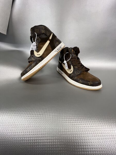AIR JORDAN 1 OFF-WHITE LV SCAMOSCIATO BROWN